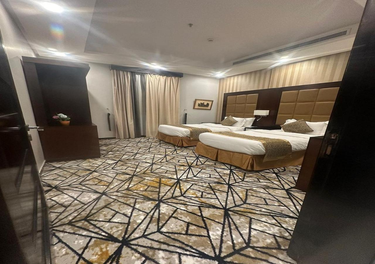 البيوتات المميزه